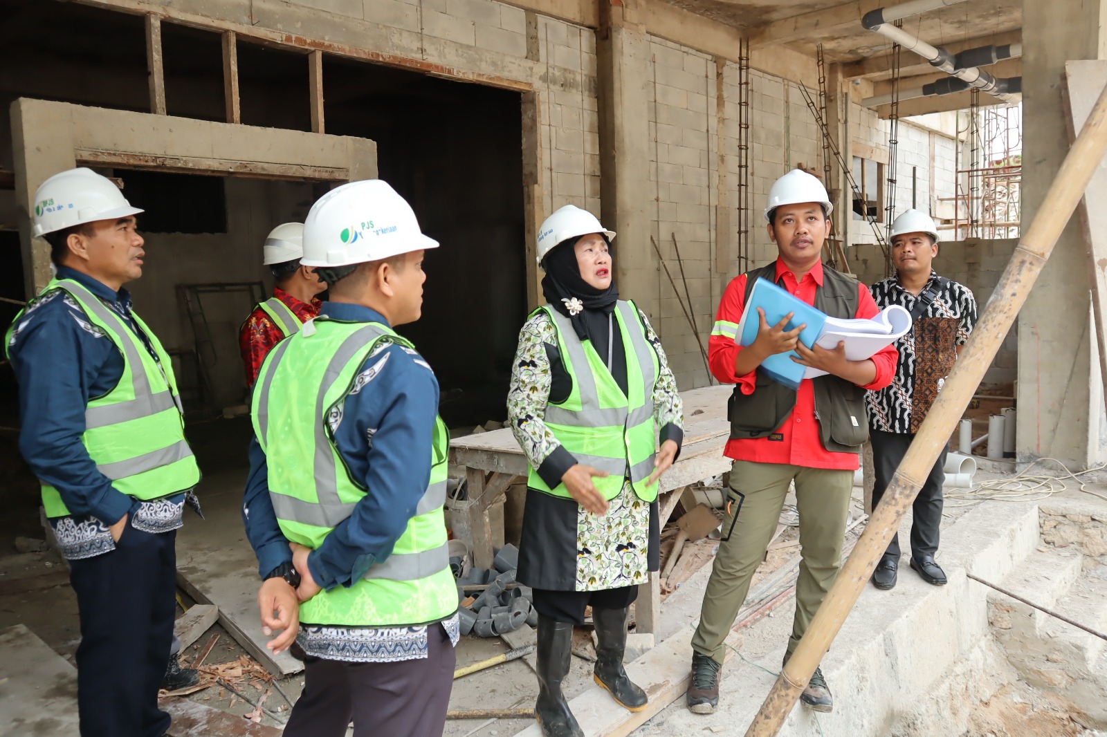 WhatsApp Image 2023-02-09 at 09.59.16 (1).jpeg